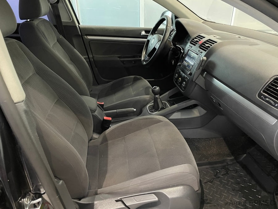 Фото Volkswagen Golf V с пробегом | №10