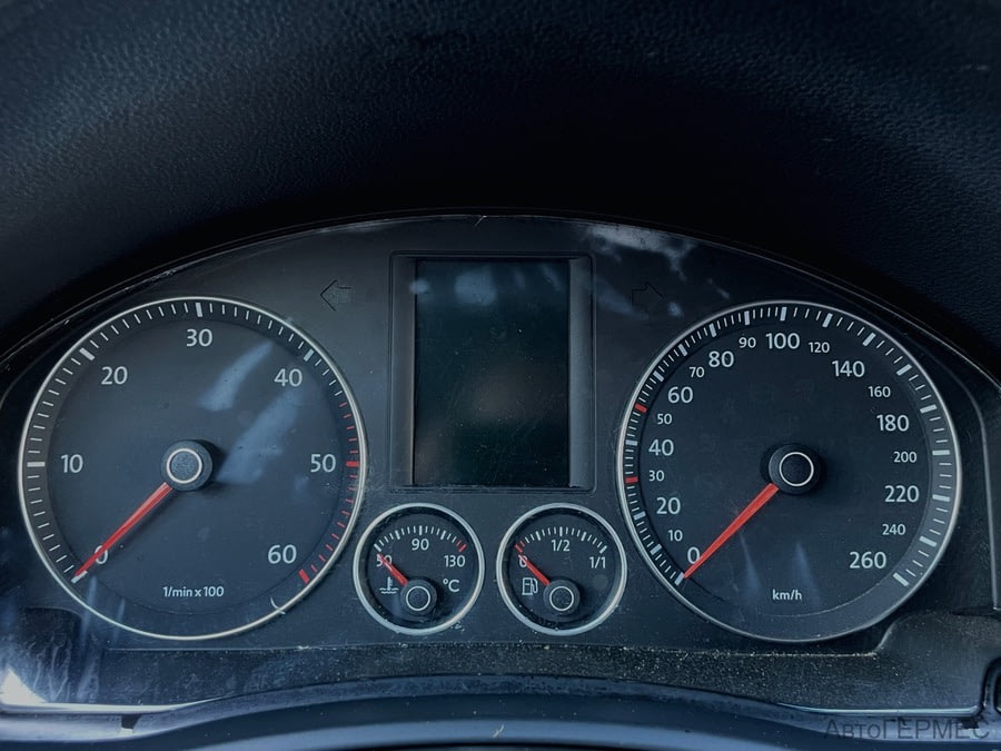 Фото Volkswagen Golf V с пробегом | №6