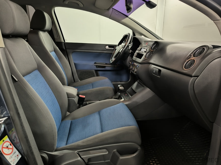Фото Volkswagen Golf Plus I с пробегом | №10 Фото Volkswagen Golf Plus I с пробегом | №10