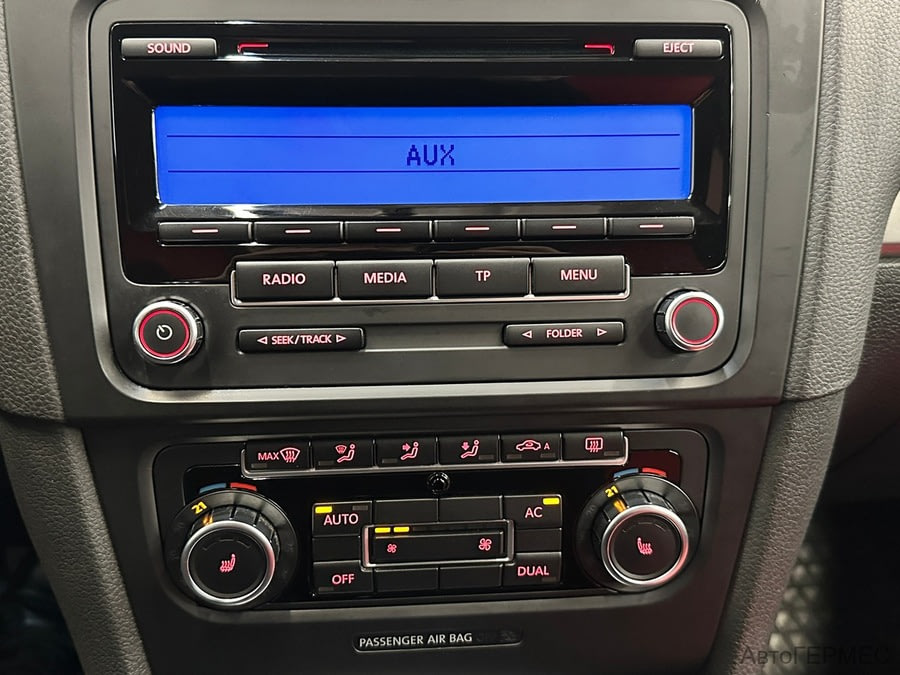 Фото Volkswagen Golf VI с пробегом | №7 Фото Volkswagen Golf VI с пробегом | №7