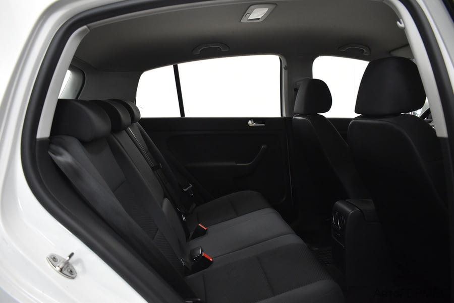 Фото Volkswagen Golf Plus II с пробегом | №12