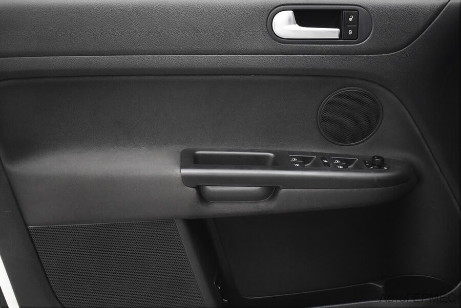 Фото Volkswagen Golf Plus II с пробегом | №10