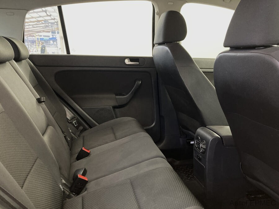 Фото Volkswagen Golf Plus II с пробегом | №12 Фото Volkswagen Golf Plus II с пробегом | №12