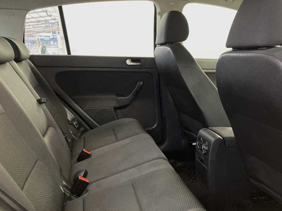 Фото Volkswagen Golf Plus II с пробегом | №12 Фото Volkswagen Golf Plus II с пробегом | №12