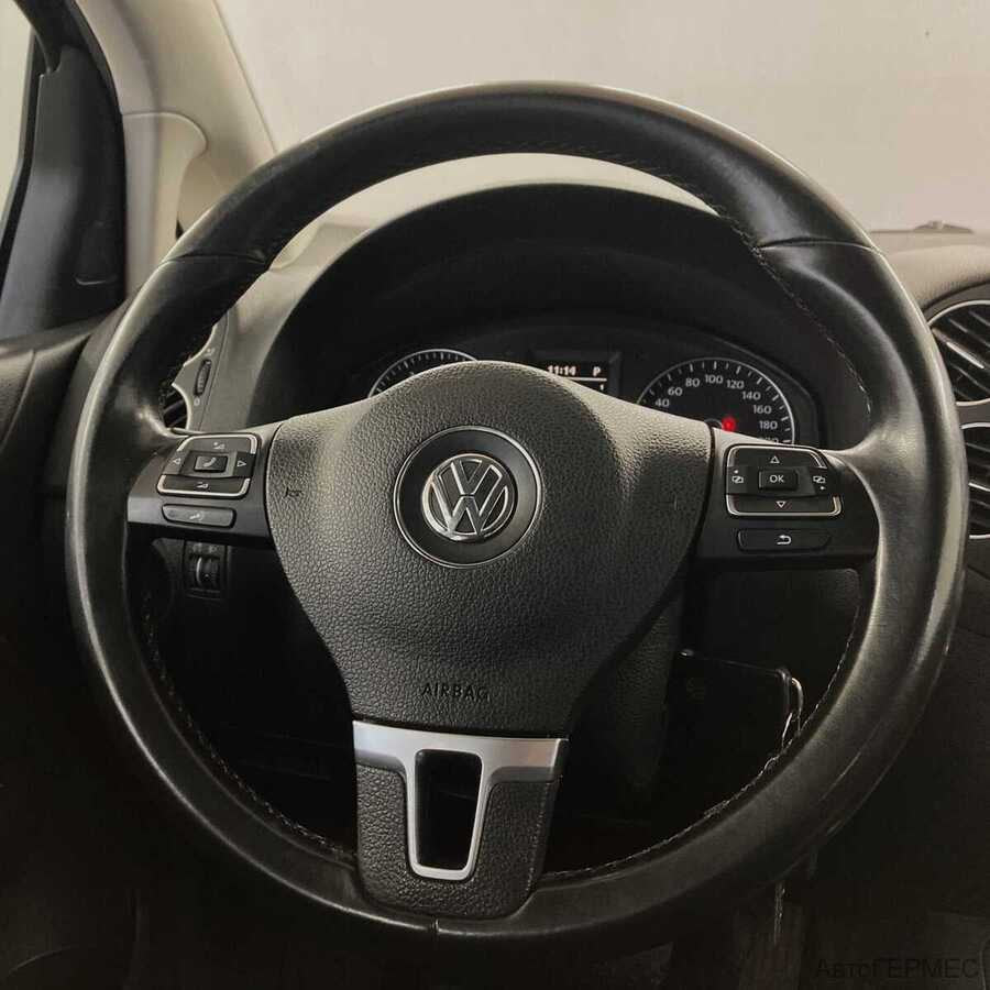 Фото Volkswagen Golf Plus II с пробегом | №8 Фото Volkswagen Golf Plus II с пробегом | №8