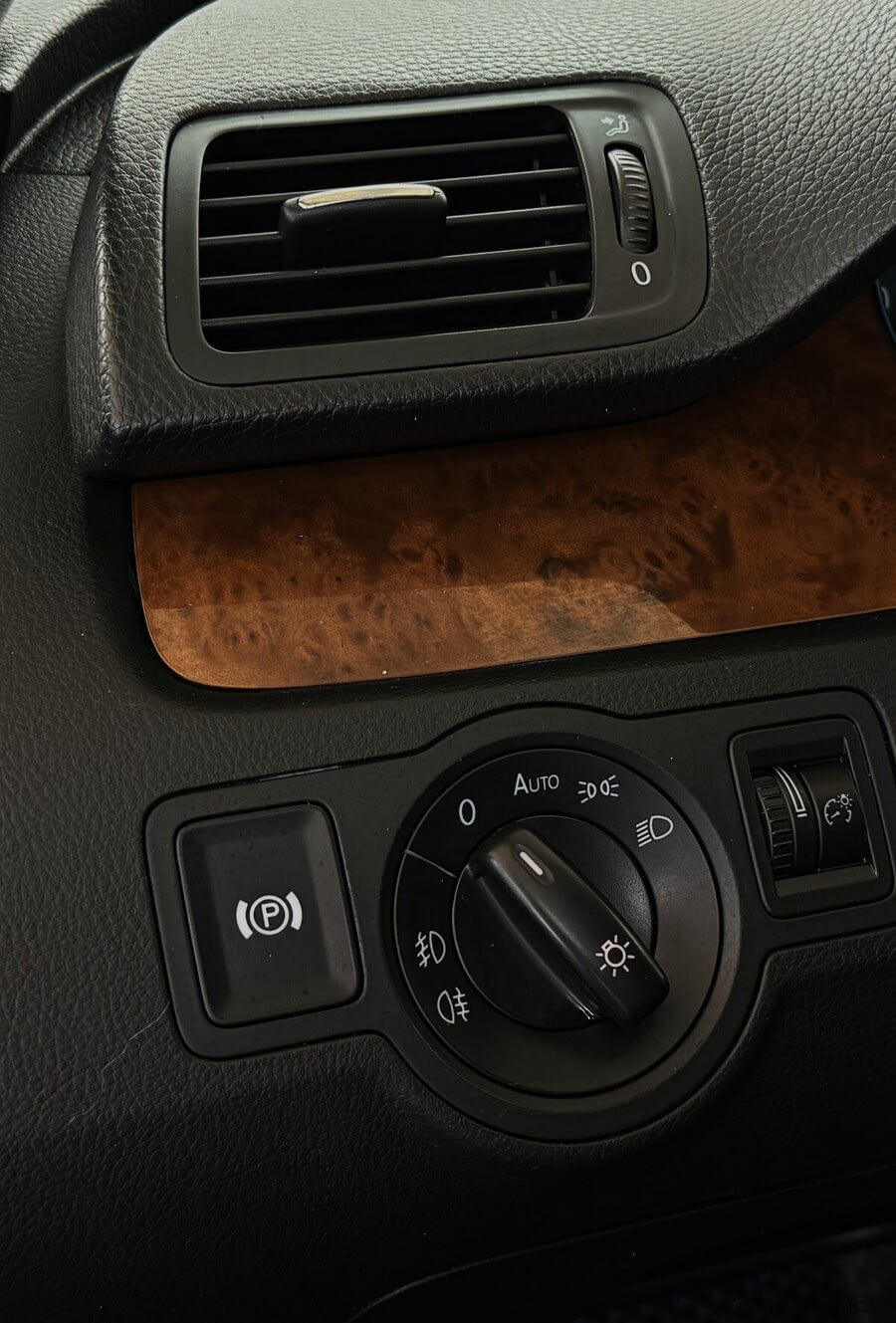 Фото Volkswagen Passat B6 с пробегом | №8