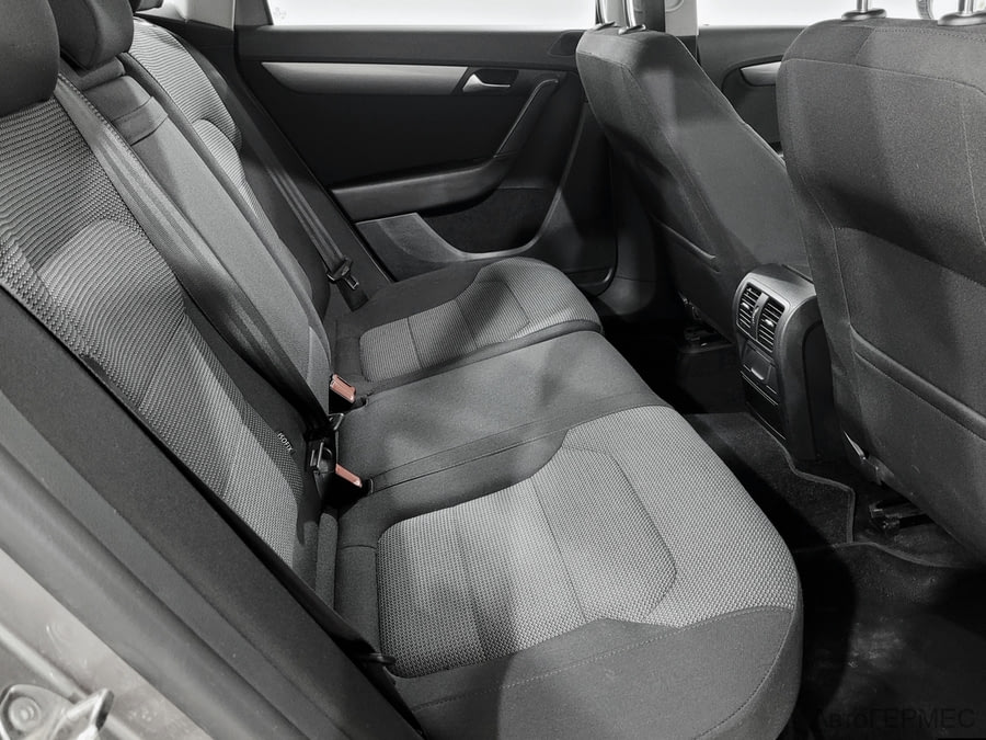 Фото Volkswagen Passat B7 с пробегом | №12 Фото Volkswagen Passat B7 с пробегом | №12