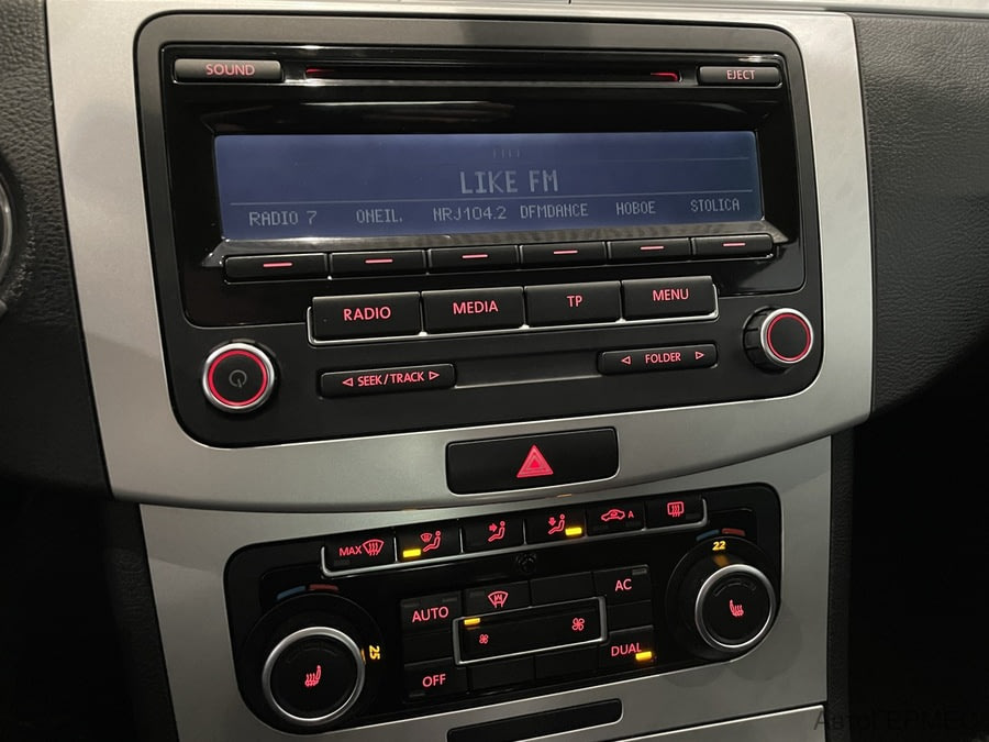 Фото Volkswagen Passat B7 с пробегом | №7 Фото Volkswagen Passat B7 с пробегом | №7