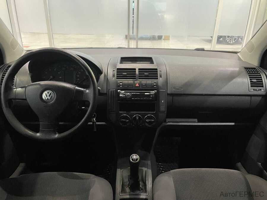 Фото Volkswagen Polo IV Рестайлинг с пробегом | №5 Фото Volkswagen Polo IV Рестайлинг с пробегом | №5