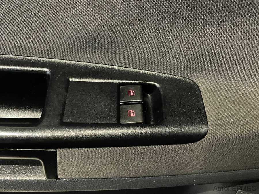 Фото Volkswagen Polo IV Рестайлинг с пробегом | №8 Фото Volkswagen Polo IV Рестайлинг с пробегом | №8