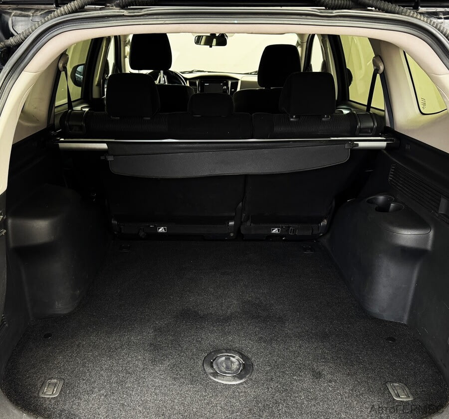 Фото MITSUBISHI Pajero Sport III с пробегом | №14 Фото MITSUBISHI Pajero Sport III с пробегом | №14