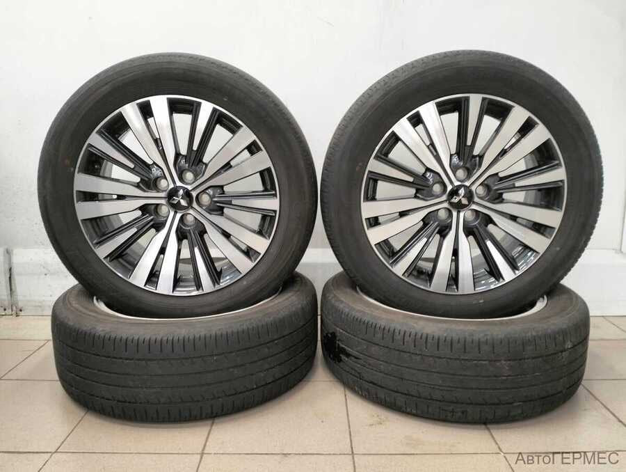 Фото MITSUBISHI Outlander III Рестайлинг 3 с пробегом | №18 Фото MITSUBISHI Outlander III Рестайлинг 3 с пробегом | №18