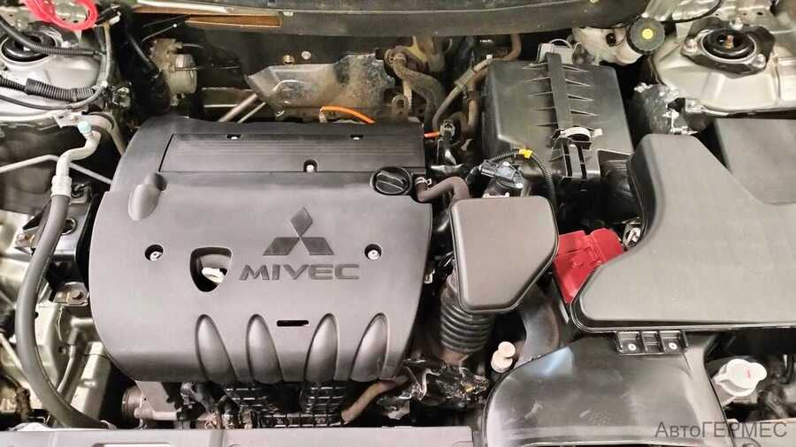 Фото MITSUBISHI Outlander III Рестайлинг 3 с пробегом | №16 Фото MITSUBISHI Outlander III Рестайлинг 3 с пробегом | №16