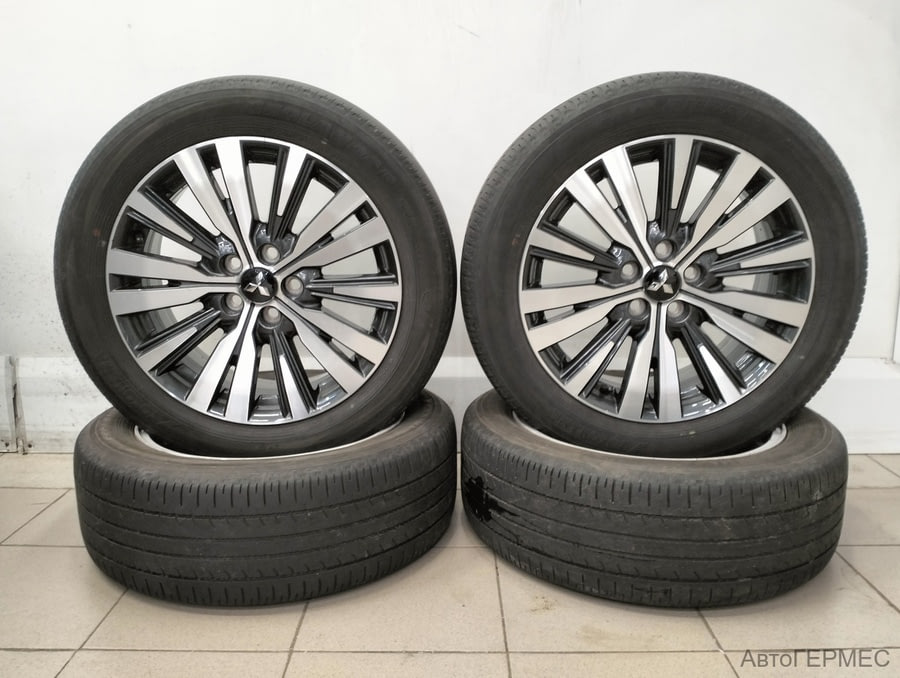 Фото MITSUBISHI Outlander III Рестайлинг 3 с пробегом | №18 Фото MITSUBISHI Outlander III Рестайлинг 3 с пробегом | №18