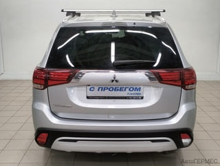 Фото MITSUBISHI Outlander III Рестайлинг 3 с пробегом Фото MITSUBISHI Outlander III Рестайлинг 3 с пробегом