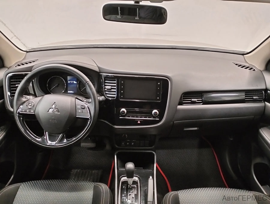 Фото MITSUBISHI Outlander III Рестайлинг 3 с пробегом | №5 Фото MITSUBISHI Outlander III Рестайлинг 3 с пробегом | №5