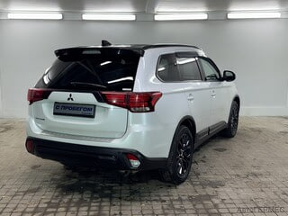 Фото MITSUBISHI Outlander III Рестайлинг 3 с пробегом