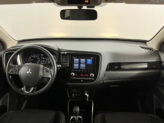 Фото MITSUBISHI Outlander III Рестайлинг 3 с пробегом Фото MITSUBISHI Outlander III Рестайлинг 3 с пробегом
