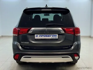 Фото MITSUBISHI Outlander III Рестайлинг 3 с пробегом Фото MITSUBISHI Outlander III Рестайлинг 3 с пробегом