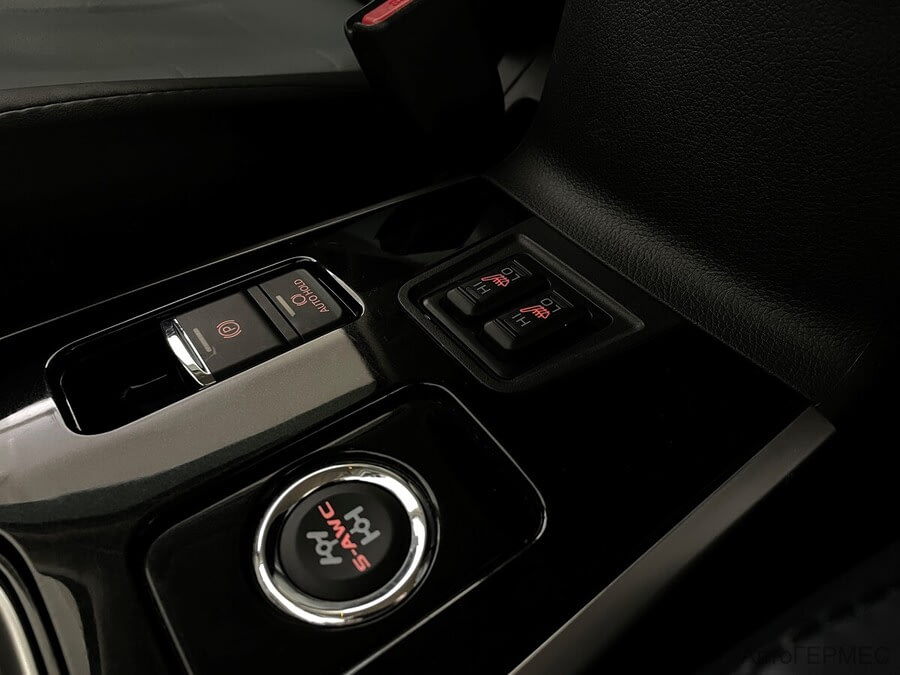 Фото MITSUBISHI Outlander III Рестайлинг 3 с пробегом | №10 Фото MITSUBISHI Outlander III Рестайлинг 3 с пробегом | №10