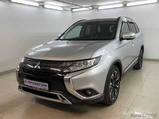 Фото MITSUBISHI Outlander III Рестайлинг 3 с пробегом