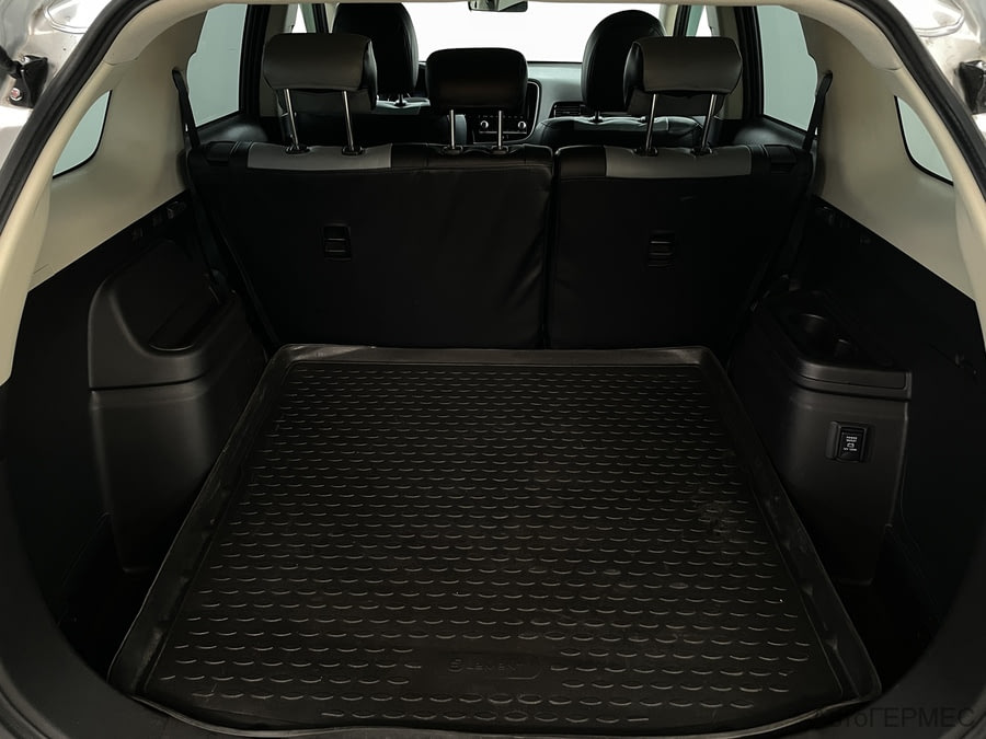 Фото MITSUBISHI Outlander III Рестайлинг 3 с пробегом | №13 Фото MITSUBISHI Outlander III Рестайлинг 3 с пробегом | №13