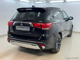 Фото MITSUBISHI Outlander III Рестайлинг 3 с пробегом