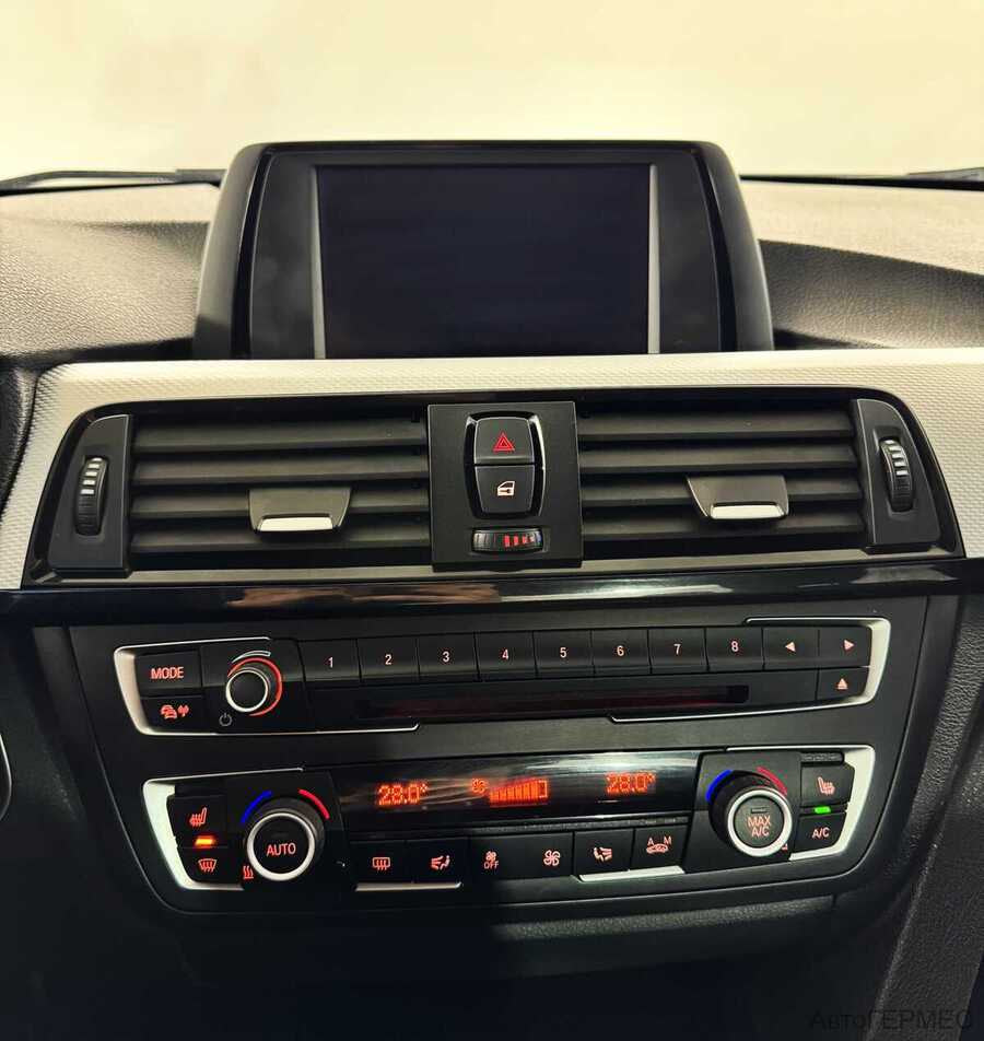 Фото BMW 3 Серия VI (F3X) с пробегом | №7