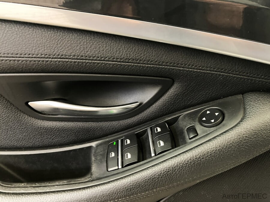 Фото BMW 5 Серия VI (F10/F11/F07) Рестайлинг с пробегом | №11 Фото BMW 5 Серия VI (F10/F11/F07) Рестайлинг с пробегом | №11