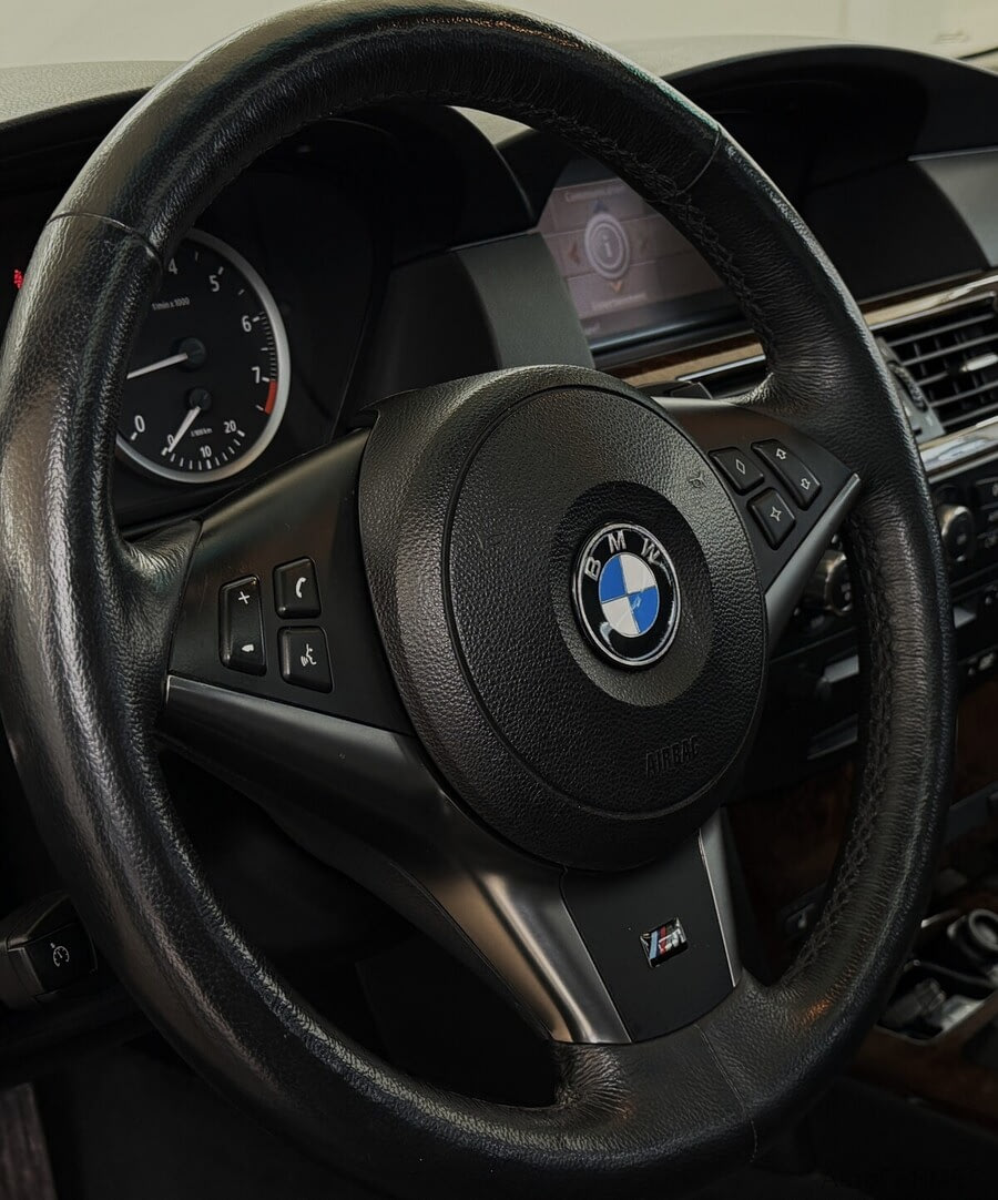 Фото BMW 5 Серия V (E60/E61) с пробегом | №13