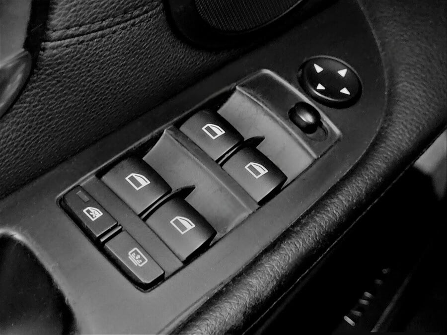 Фото BMW 5 Серия V (E60/E61) Рестайлинг с пробегом | №10