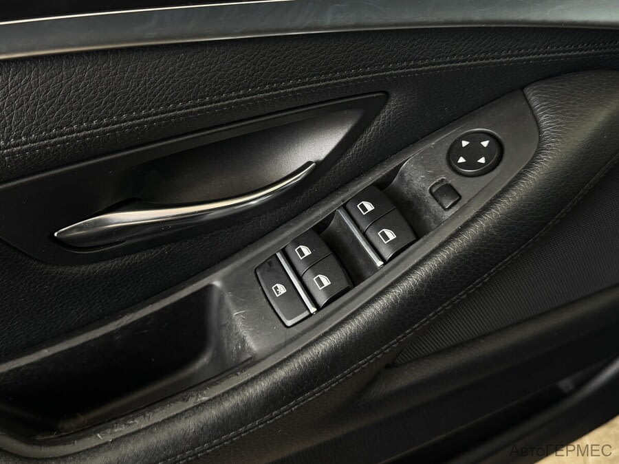 Фото BMW 5 Серия с пробегом | №8