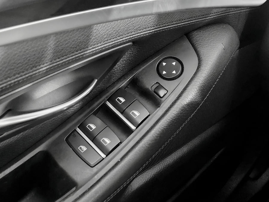 Фото BMW 5 Серия с пробегом | №10