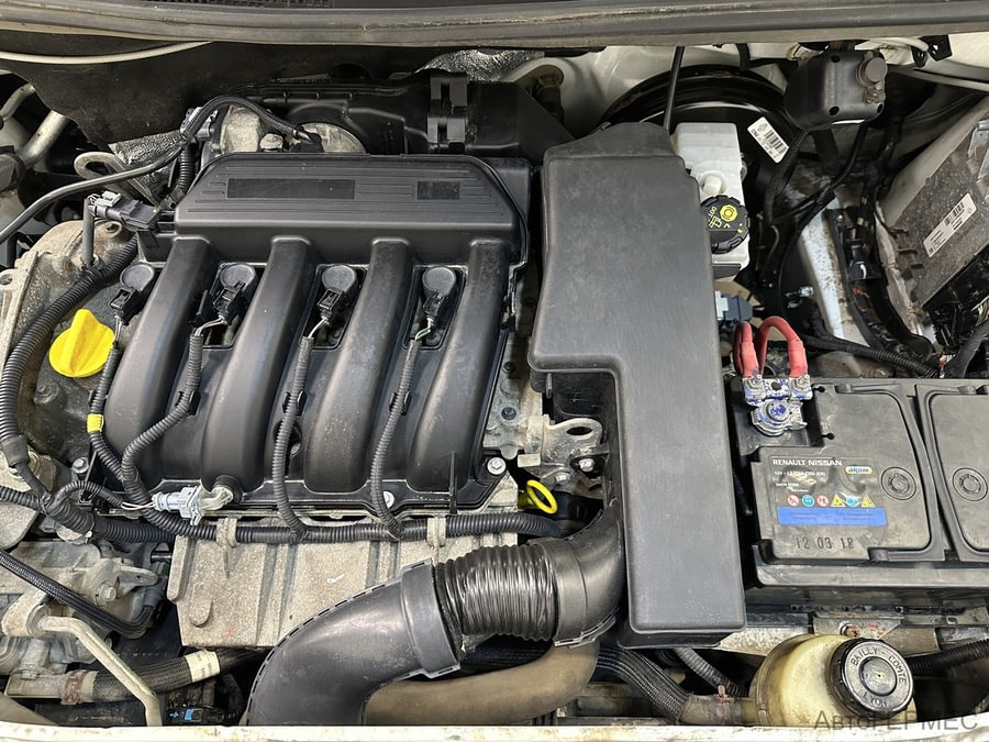 Фото RENAULT Logan II с пробегом | №13 Фото RENAULT Logan II с пробегом | №13