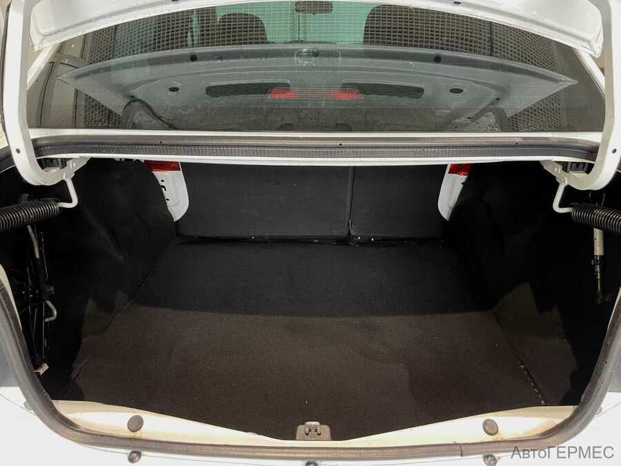 Фото RENAULT Logan II с пробегом | №16