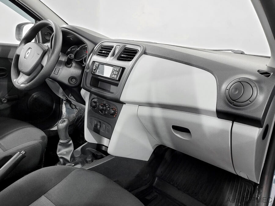 Фото RENAULT Logan II с пробегом | №10