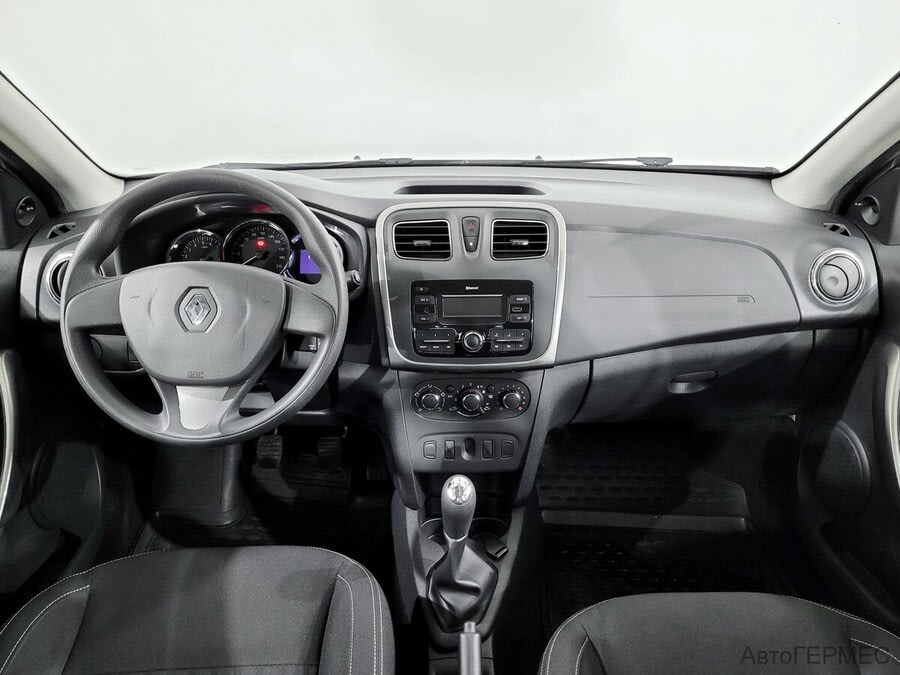 Фото RENAULT Logan II с пробегом | №5