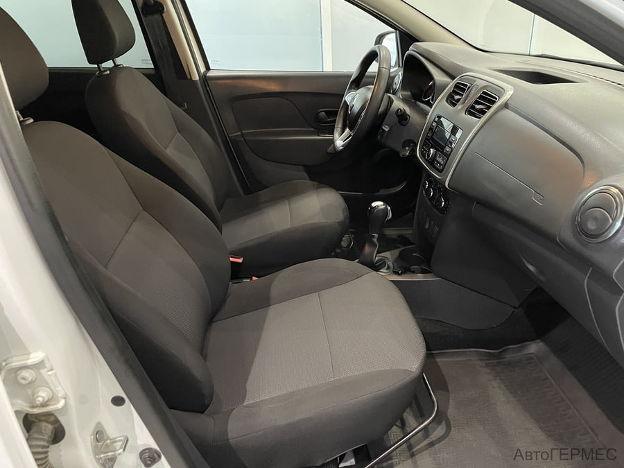 Фото RENAULT Logan II Рестайлинг с пробегом | №10