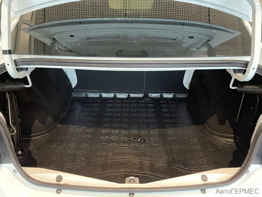 Фото RENAULT Logan II Рестайлинг с пробегом | №12