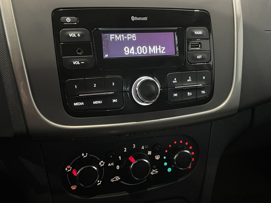 Фото RENAULT Logan II Рестайлинг с пробегом | №7