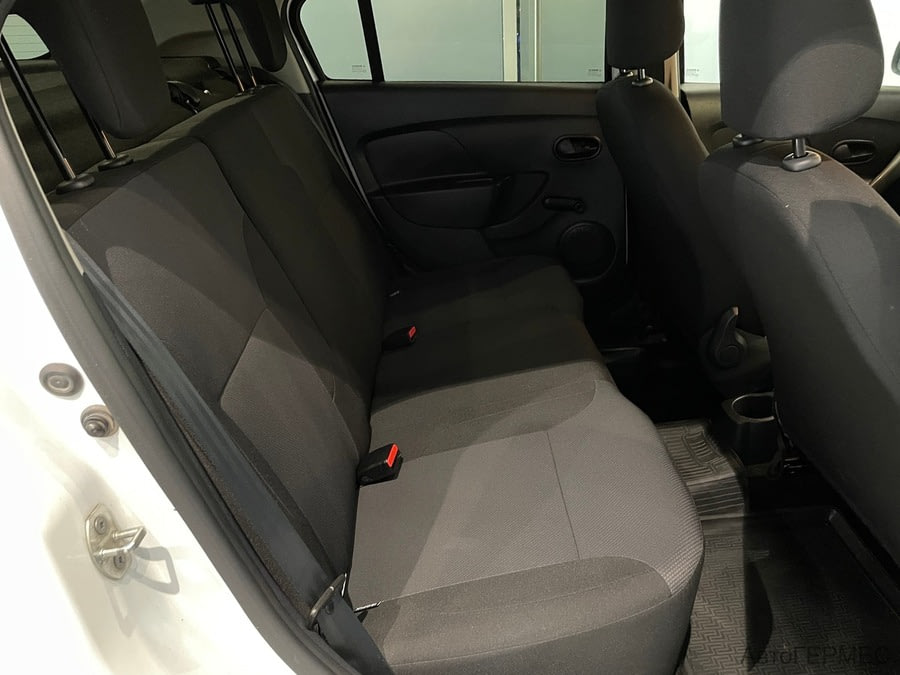 Фото RENAULT Logan II Рестайлинг с пробегом | №11