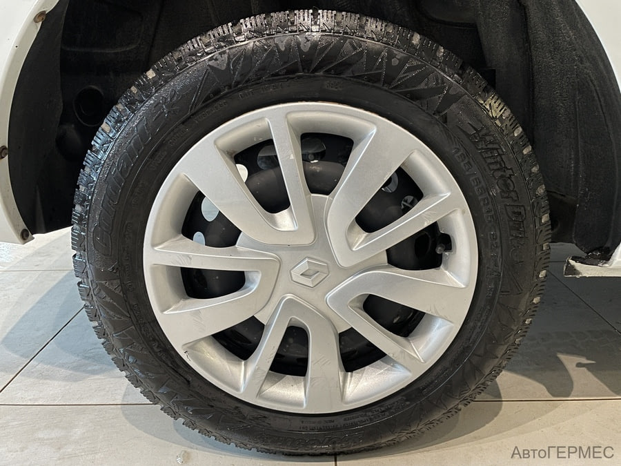 Фото RENAULT Logan II Рестайлинг с пробегом | №14