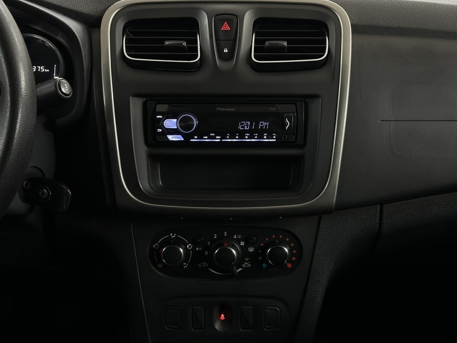 Фото RENAULT Logan II с пробегом | №7