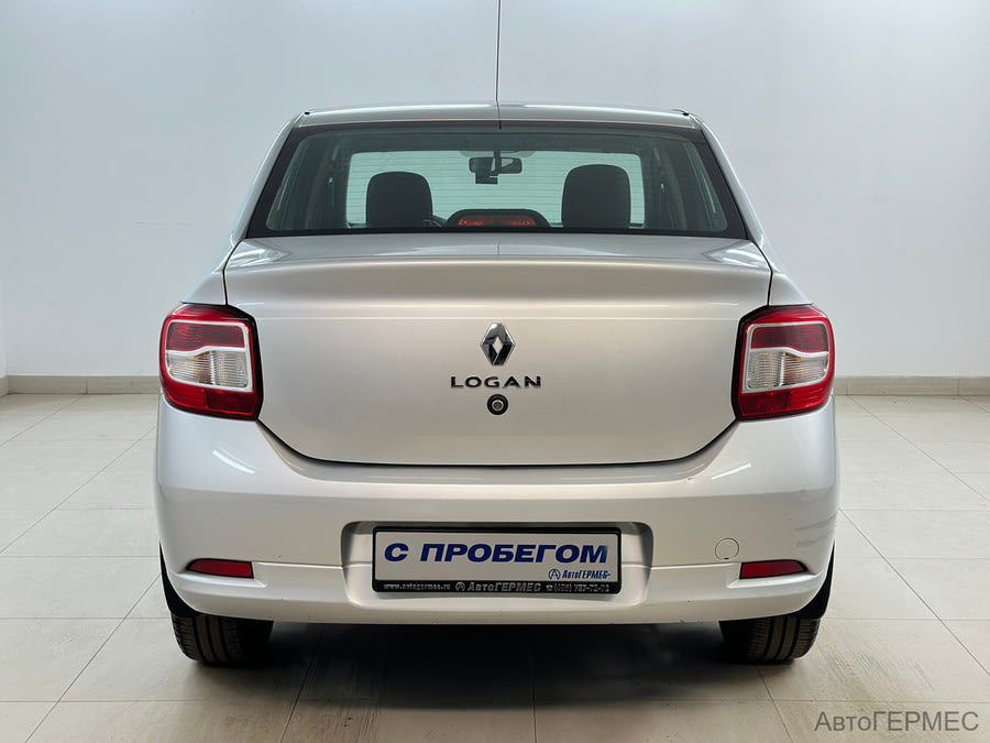 Фото RENAULT Logan II Рестайлинг с пробегом | №3 Фото RENAULT Logan II Рестайлинг с пробегом | №3