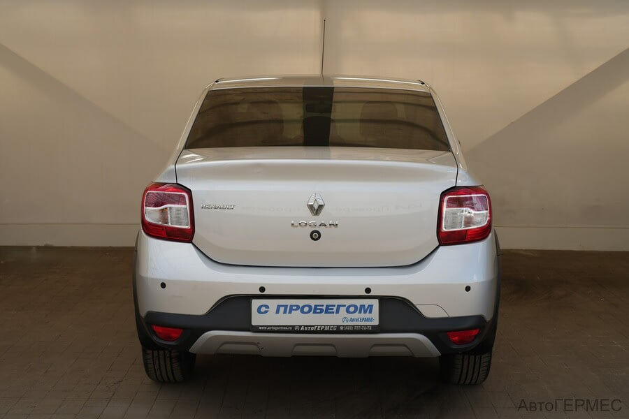 Фото RENAULT Logan II Рестайлинг с пробегом | №3 Фото RENAULT Logan II Рестайлинг с пробегом | №3