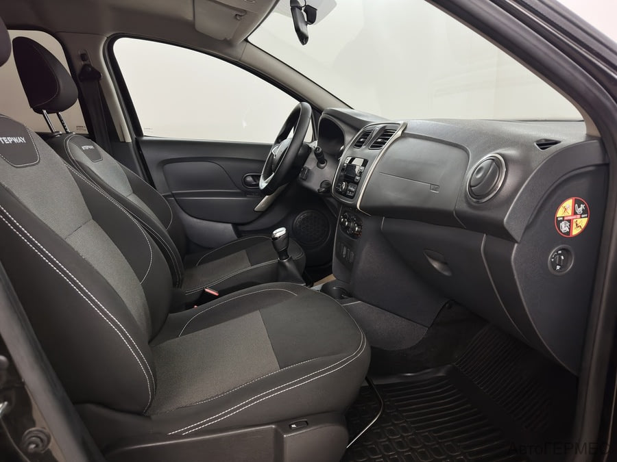 Фото RENAULT Logan II Рестайлинг с пробегом | №10