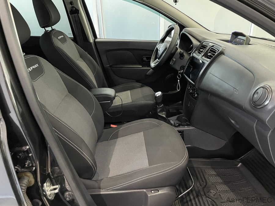 Фото RENAULT Logan II Рестайлинг с пробегом | №15