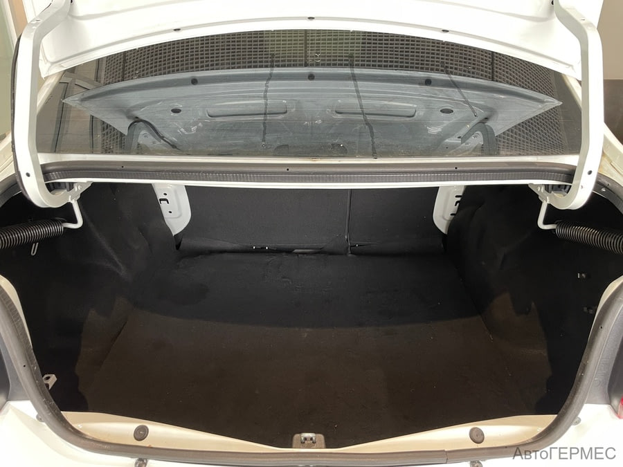 Фото RENAULT Logan II Рестайлинг с пробегом | №15