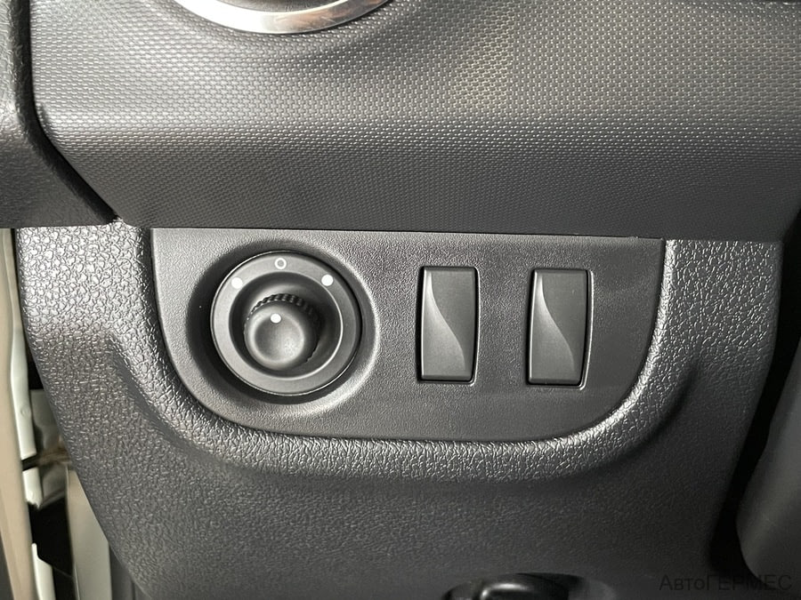 Фото RENAULT Logan II Рестайлинг с пробегом | №9