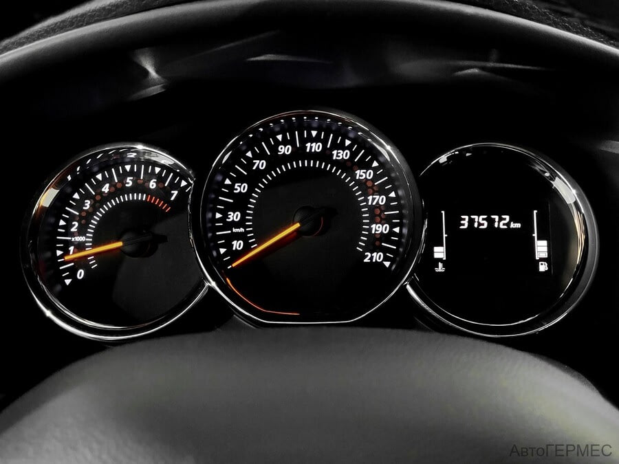 Фото RENAULT Logan II Рестайлинг с пробегом | №6